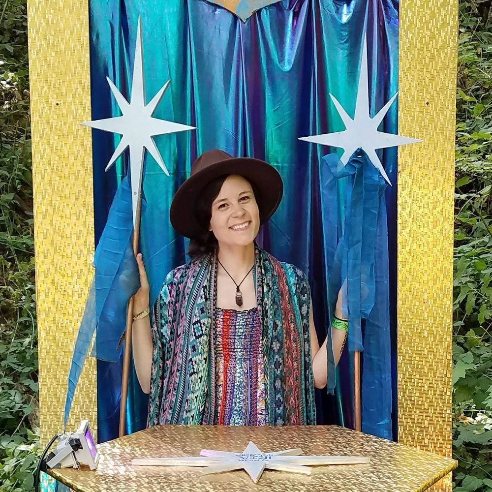 Meet your Posher, Taylor